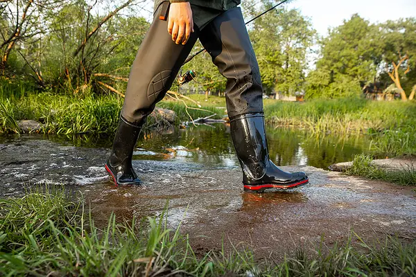 Water Comfort and Protection: The Fishing Rain Boots Youve Been Looking For!
